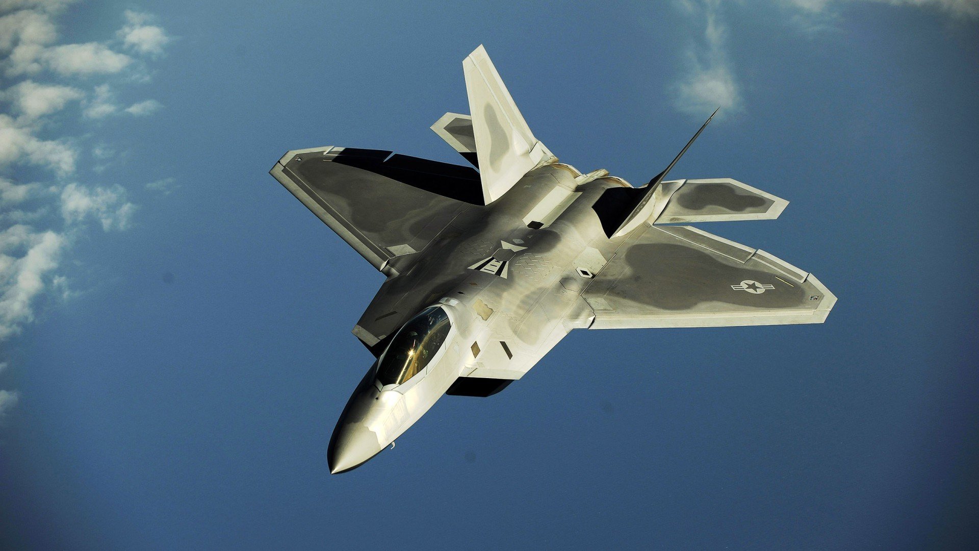 铁闸与利剑,卢卡库的封神之夜与西班牙的哲学胜利