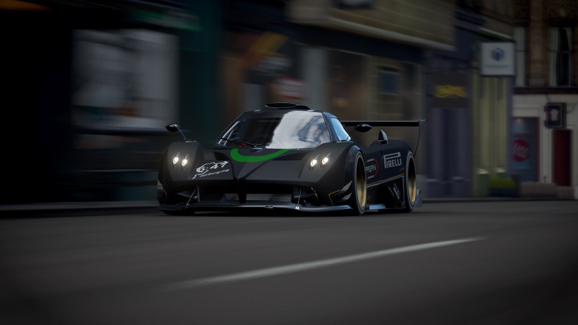 双焦点,绿茵场的汗水与沙漠上的枪声